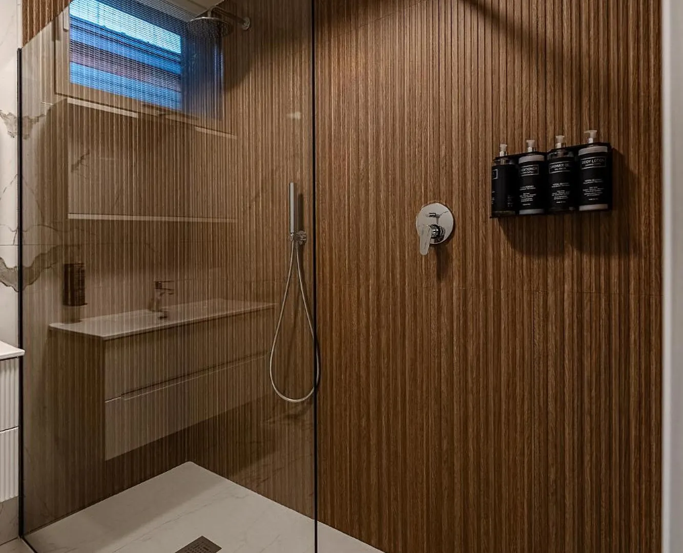 Cremona Inn Aparthotel